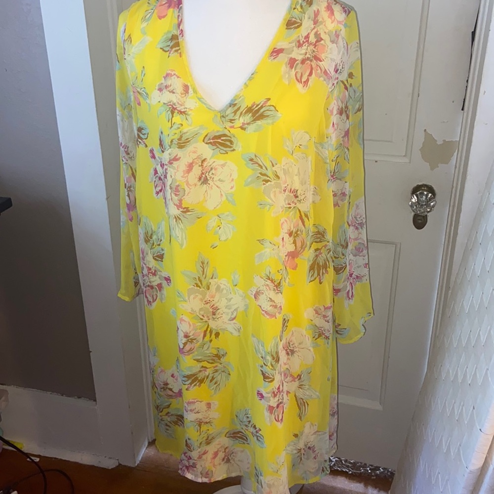 New with tag Floral dress size Medium by Pinkblush